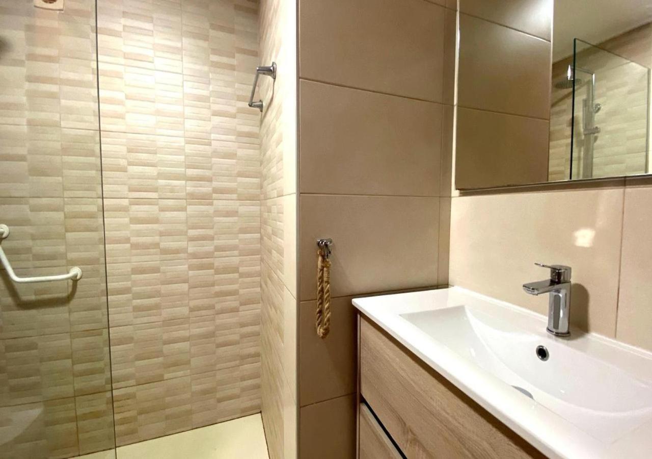 Apartamento "Espuma De Mar" En Primera Linea De Playa De Denia Zewnętrze zdjęcie